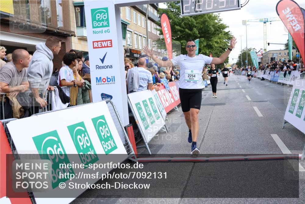15.09.2024 - PSD Bank Halbmarathon Strokosch-Dieckow http://msf.ph/oto/7092131 15.09.2024 12:21:48 Ziel 2254, 2256, 2379, 2404, 2698, 3069, 3269, 3555 meine-sportfotos.de