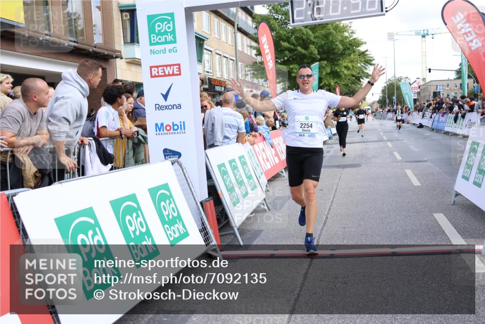 15.09.2024 - PSD Bank Halbmarathon Strokosch-Dieckow http://msf.ph/oto/7092135 15.09.2024 12:21:49 Ziel 2254, 2256, 2379, 2404, 2698, 3069, 3269, 3275, 3555 meine-sportfotos.de