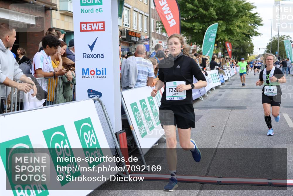 15.09.2024 - PSD Bank Halbmarathon Strokosch-Dieckow http://msf.ph/oto/7092169 15.09.2024 12:21:57 Ziel 2131, 2254, 2951, 3269, 3275 meine-sportfotos.de