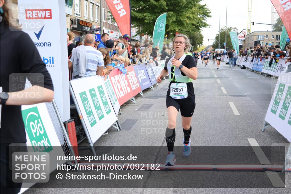 15.09.2024 - PSD Bank Halbmarathon Strokosch-Dieckow http://msf.ph/oto/7092182 15.09.2024 12:21:58 Ziel 2131, 2254, 2951, 3269, 3275 meine-sportfotos.de
