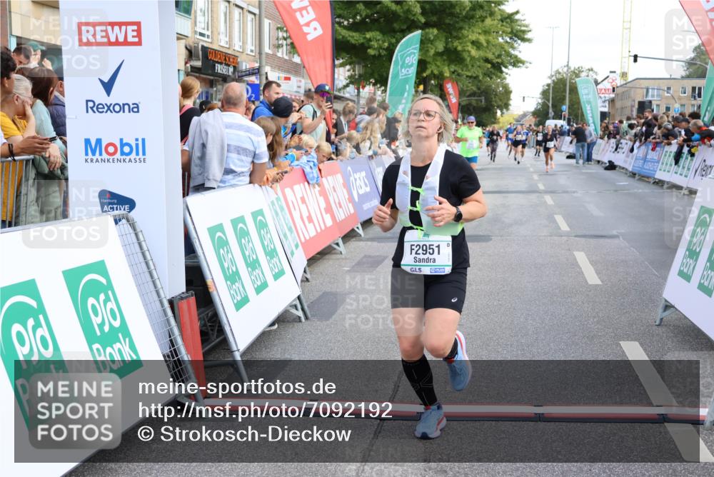 15.09.2024 - PSD Bank Halbmarathon Strokosch-Dieckow http://msf.ph/oto/7092192 15.09.2024 12:21:58 Ziel 2131, 2254, 2951, 3269, 3275 meine-sportfotos.de