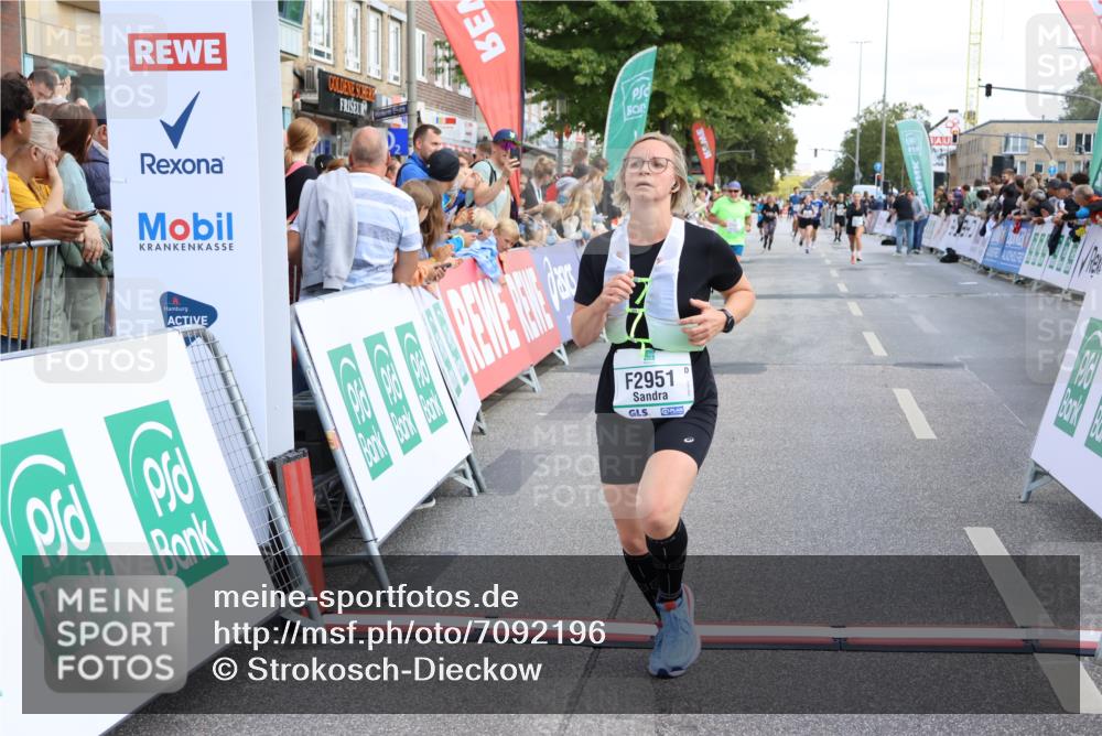 15.09.2024 - PSD Bank Halbmarathon Strokosch-Dieckow http://msf.ph/oto/7092196 15.09.2024 12:21:59 Ziel 2039, 2131, 2254, 2951, 3269, 3275, 3471 meine-sportfotos.de