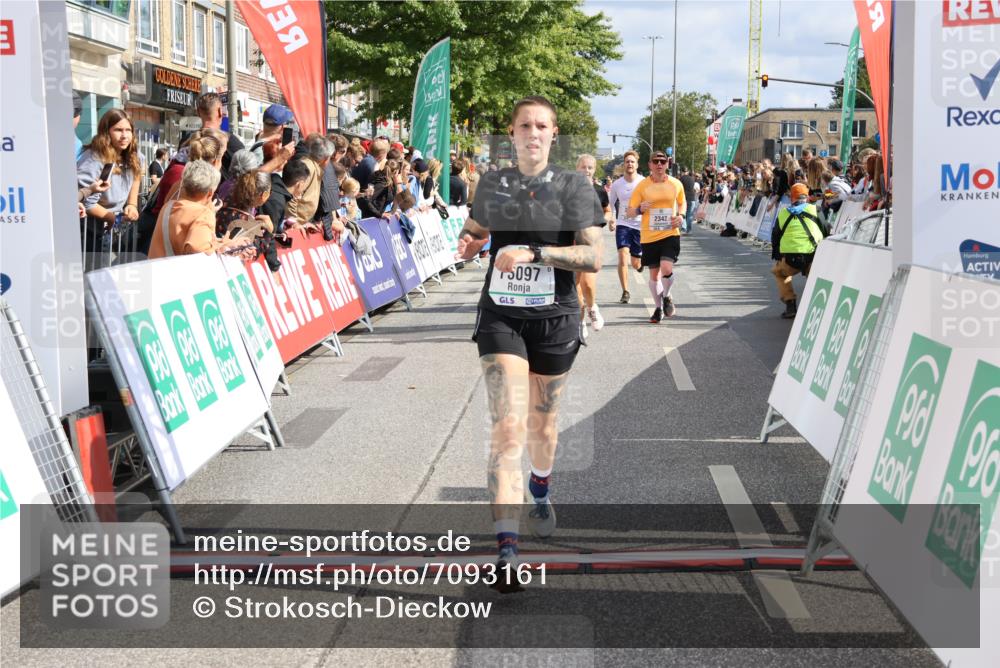 15.09.2024 - PSD Bank Halbmarathon Strokosch-Dieckow http://msf.ph/oto/7093161 15.09.2024 12:16:49 Ziel 2342, 2396, 2453, 2911, 3061, 3082, 3097, 3165, 3166, 3233, 3474 meine-sportfotos.de