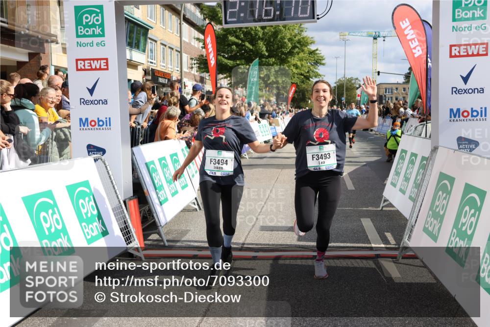 15.09.2024 - PSD Bank Halbmarathon Strokosch-Dieckow http://msf.ph/oto/7093300 15.09.2024 12:17:01 Ziel 2342, 2396, 2526, 2911, 3097, 3102, 3140, 3233, 3474, 3493, 3494 meine-sportfotos.de