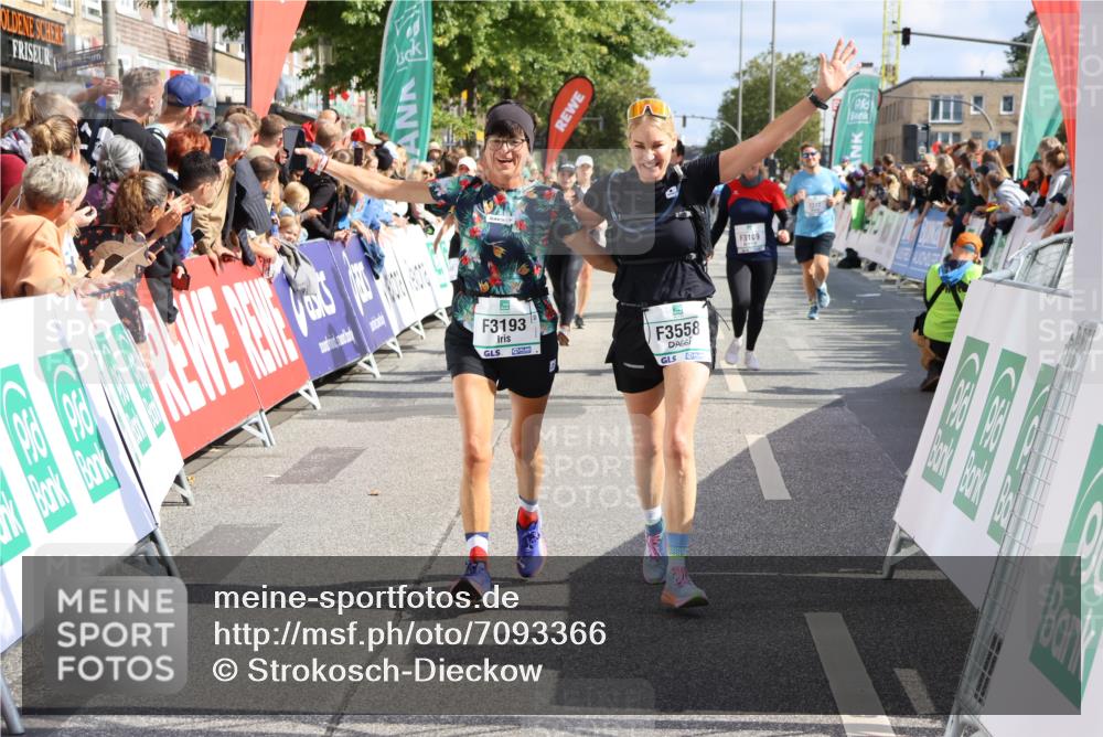 15.09.2024 - PSD Bank Halbmarathon Strokosch-Dieckow http://msf.ph/oto/7093366 15.09.2024 12:17:11 Ziel 1157, 2117, 2270, 2277, 2526, 2686, 2969, 3102, 3109, 3118, 3140, 3193, 3493, 3494, 3558 meine-sportfotos.de