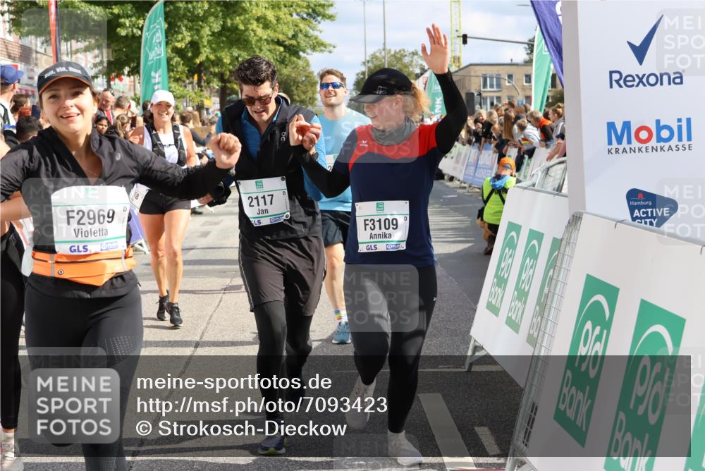 15.09.2024 - PSD Bank Halbmarathon Strokosch-Dieckow http://msf.ph/oto/7093423 15.09.2024 12:17:15 Ziel 1157, 2117, 2270, 2277, 2526, 2686, 2969, 3102, 3109, 3118, 3140, 3193, 3558 meine-sportfotos.de