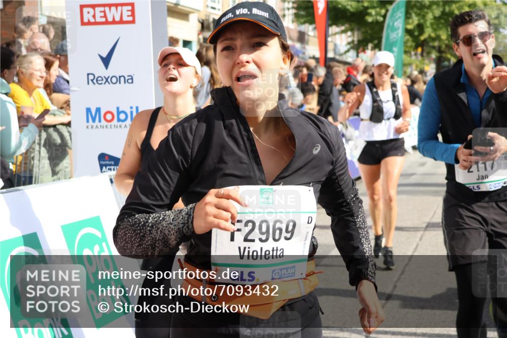 15.09.2024 - PSD Bank Halbmarathon Strokosch-Dieckow http://msf.ph/oto/7093432 15.09.2024 12:17:16 Ziel 1157, 2117, 2270, 2277, 2526, 2686, 2969, 3102, 3109, 3118, 3140, 3193, 3250, 3403, 3558 meine-sportfotos.de