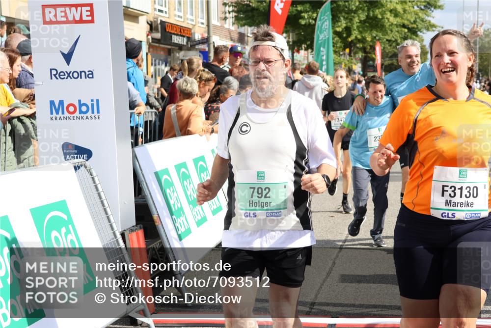 15.09.2024 - PSD Bank Halbmarathon Strokosch-Dieckow http://msf.ph/oto/7093512 15.09.2024 12:17:30 Ziel 792, 1596, 2270, 2305, 2306, 2931, 2932, 3130, 3250, 3403, 3425, 3507 meine-sportfotos.de