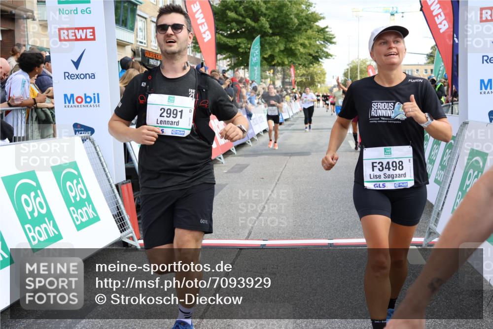 15.09.2024 - PSD Bank Halbmarathon Strokosch-Dieckow http://msf.ph/oto/7093929 15.09.2024 12:18:14 Ziel 1959, 2169, 2298, 2424, 2549, 2762, 2916, 2971, 2991, 3070, 3084, 3137, 3260, 3382, 3498 meine-sportfotos.de