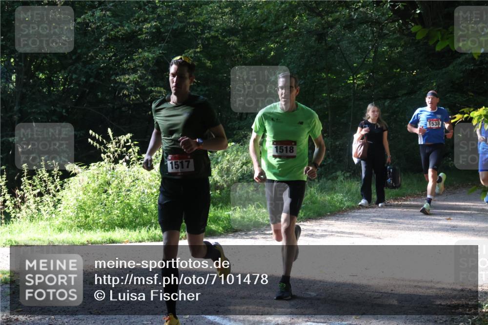22.09.2024 - 32. Volkslauf durch das schöne Alstertal Luisa Fischer http://msf.ph/oto/7101478 22.09.2024 10:18:00 Laufen 1518, 1517, 1538 meine-sportfotos.de