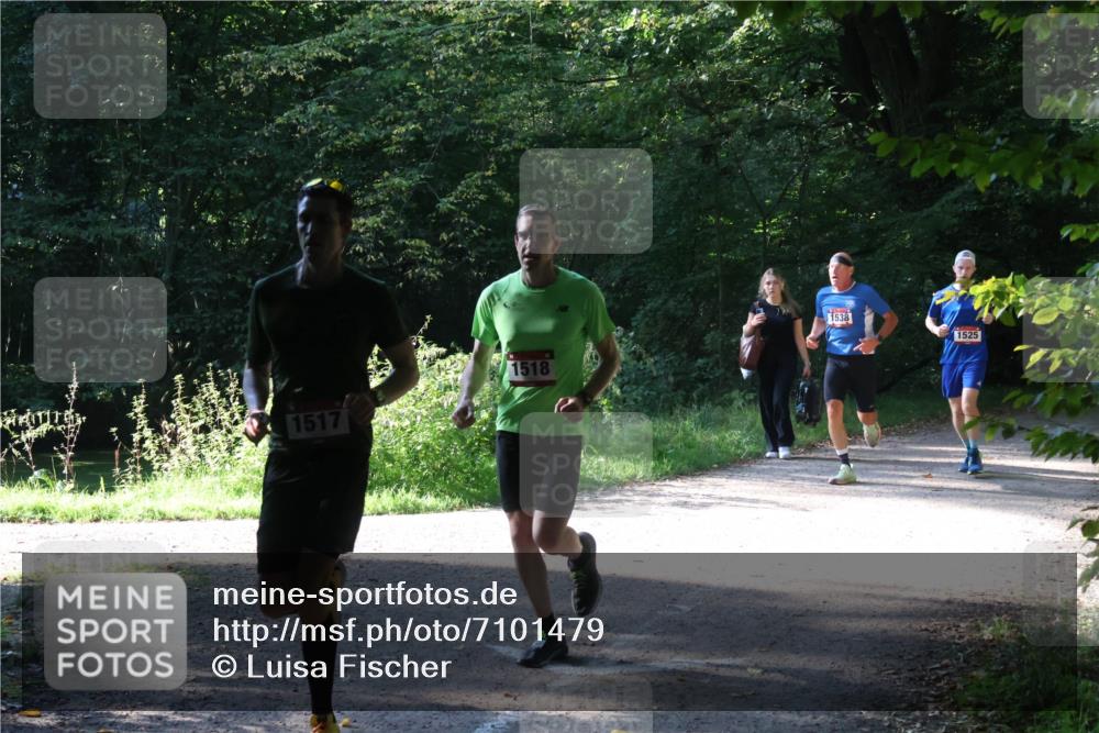 22.09.2024 - 32. Volkslauf durch das schöne Alstertal Luisa Fischer http://msf.ph/oto/7101479 22.09.2024 10:18:00 Laufen 1517, 1518, 1538, 1525 meine-sportfotos.de