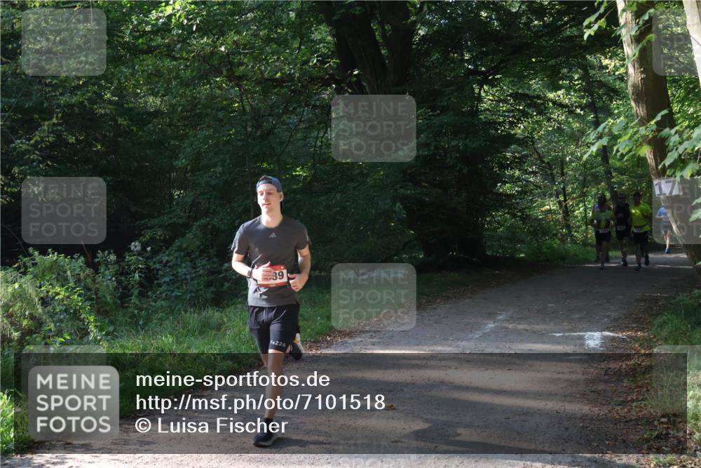 22.09.2024 - 32. Volkslauf durch das schöne Alstertal Luisa Fischer http://msf.ph/oto/7101518 22.09.2024 10:18:53 Laufen 39, 226 meine-sportfotos.de