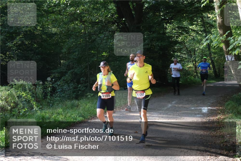 22.09.2024 - 32. Volkslauf durch das schöne Alstertal Luisa Fischer http://msf.ph/oto/7101519 22.09.2024 10:18:58 Laufen 1105, 1720, 156, 1526 meine-sportfotos.de