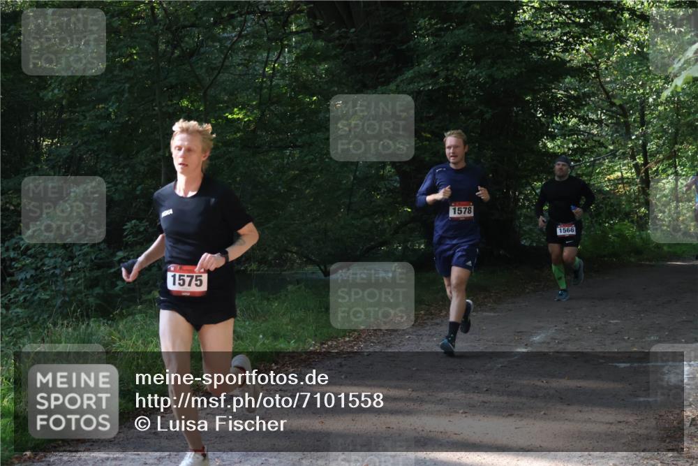 22.09.2024 - 32. Volkslauf durch das schöne Alstertal Luisa Fischer http://msf.ph/oto/7101558 22.09.2024 10:19:59 Laufen 1575, 1578, 1566 meine-sportfotos.de