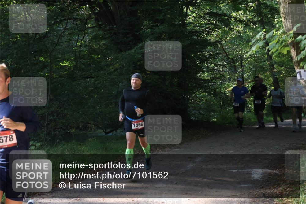22.09.2024 - 32. Volkslauf durch das schöne Alstertal Luisa Fischer http://msf.ph/oto/7101562 22.09.2024 10:20:01 Laufen 578, 1566, 1576, 1600, 1647, 1551 meine-sportfotos.de