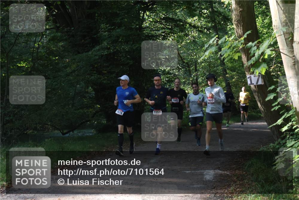 22.09.2024 - 32. Volkslauf durch das schöne Alstertal Luisa Fischer http://msf.ph/oto/7101564 22.09.2024 10:20:03 Laufen 1576, 1551, 1565, 1600, 1547 meine-sportfotos.de