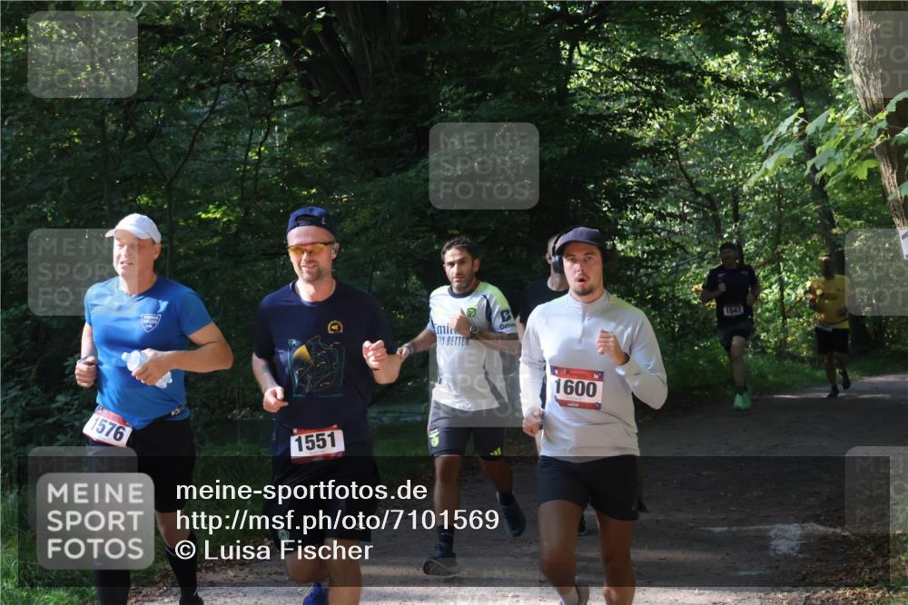 22.09.2024 - 32. Volkslauf durch das schöne Alstertal Luisa Fischer http://msf.ph/oto/7101569 22.09.2024 10:20:05 Laufen 1576, 1551, 2, 1600, 1547 meine-sportfotos.de