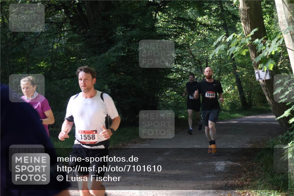 22.09.2024 - 32. Volkslauf durch das schöne Alstertal Luisa Fischer http://msf.ph/oto/7101610 22.09.2024 10:20:44 Laufen 1558, 169, 1549 meine-sportfotos.de