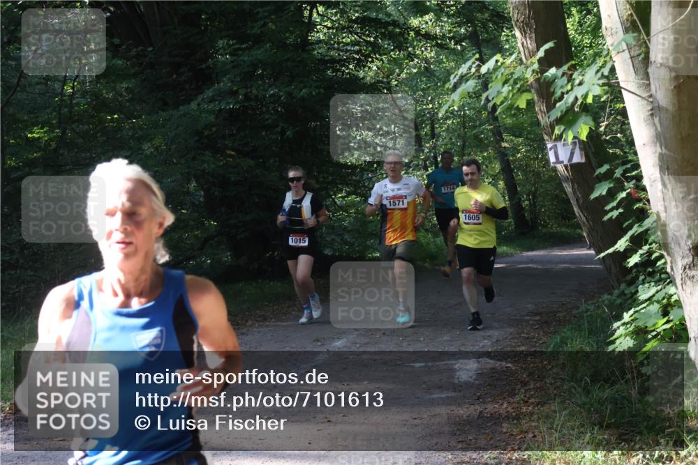 22.09.2024 - 32. Volkslauf durch das schöne Alstertal Luisa Fischer http://msf.ph/oto/7101613 22.09.2024 10:20:57 Laufen 1015, 1714, 1571, 1605 meine-sportfotos.de