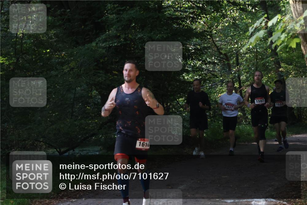 22.09.2024 - 32. Volkslauf durch das schöne Alstertal Luisa Fischer http://msf.ph/oto/7101627 22.09.2024 10:21:18 Laufen 1616, 1637, 1597, 1537 meine-sportfotos.de