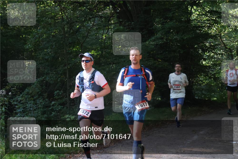 22.09.2024 - 32. Volkslauf durch das schöne Alstertal Luisa Fischer http://msf.ph/oto/7101647 22.09.2024 10:21:34 Laufen 1572, 1617, 1582, 1588 meine-sportfotos.de
