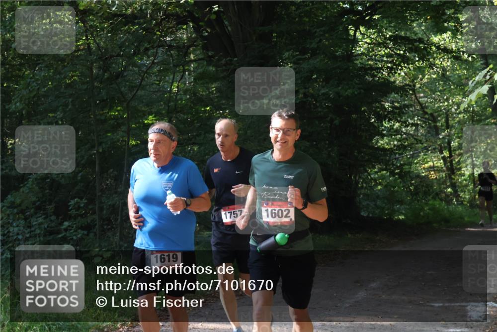 22.09.2024 - 32. Volkslauf durch das schöne Alstertal Luisa Fischer http://msf.ph/oto/7101670 22.09.2024 10:21:54 Laufen 1619, 1757, 1602 meine-sportfotos.de