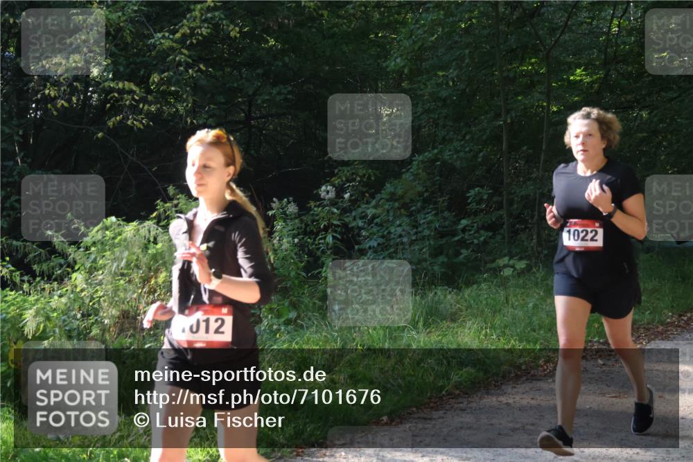 22.09.2024 - 32. Volkslauf durch das schöne Alstertal Luisa Fischer http://msf.ph/oto/7101676 22.09.2024 10:22:02 Laufen 012, 1022 meine-sportfotos.de