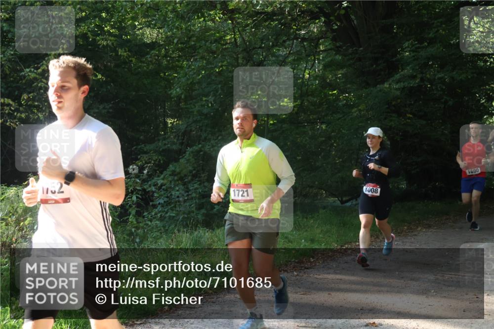 22.09.2024 - 32. Volkslauf durch das schöne Alstertal Luisa Fischer http://msf.ph/oto/7101685 22.09.2024 10:22:12 Laufen 1752, 1721, 1008, 1690 meine-sportfotos.de