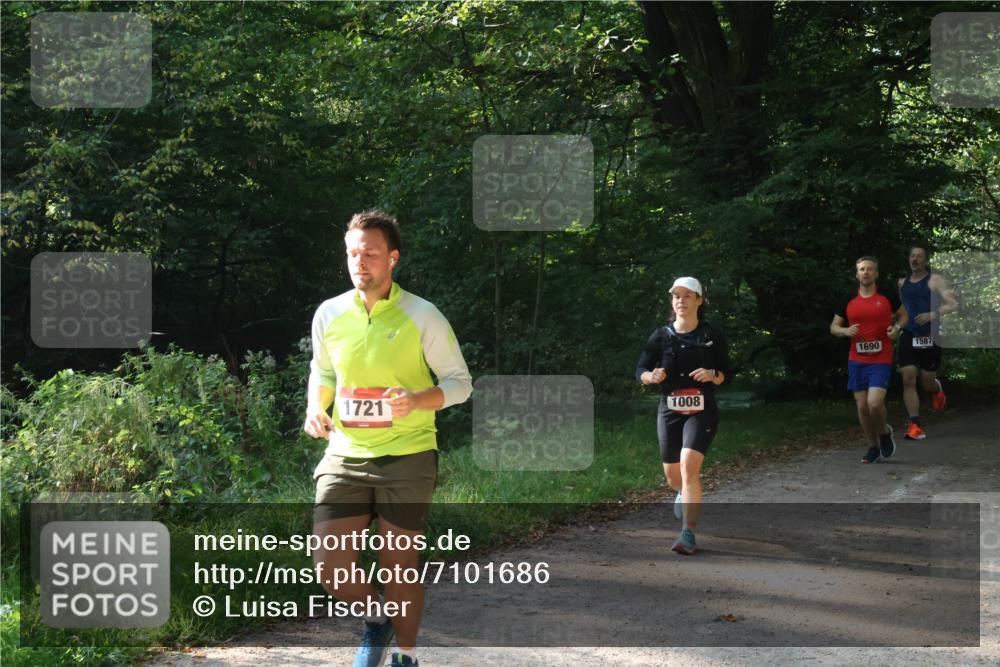 22.09.2024 - 32. Volkslauf durch das schöne Alstertal Luisa Fischer http://msf.ph/oto/7101686 22.09.2024 10:22:12 Laufen 1721, 1008, 1690, 1587 meine-sportfotos.de