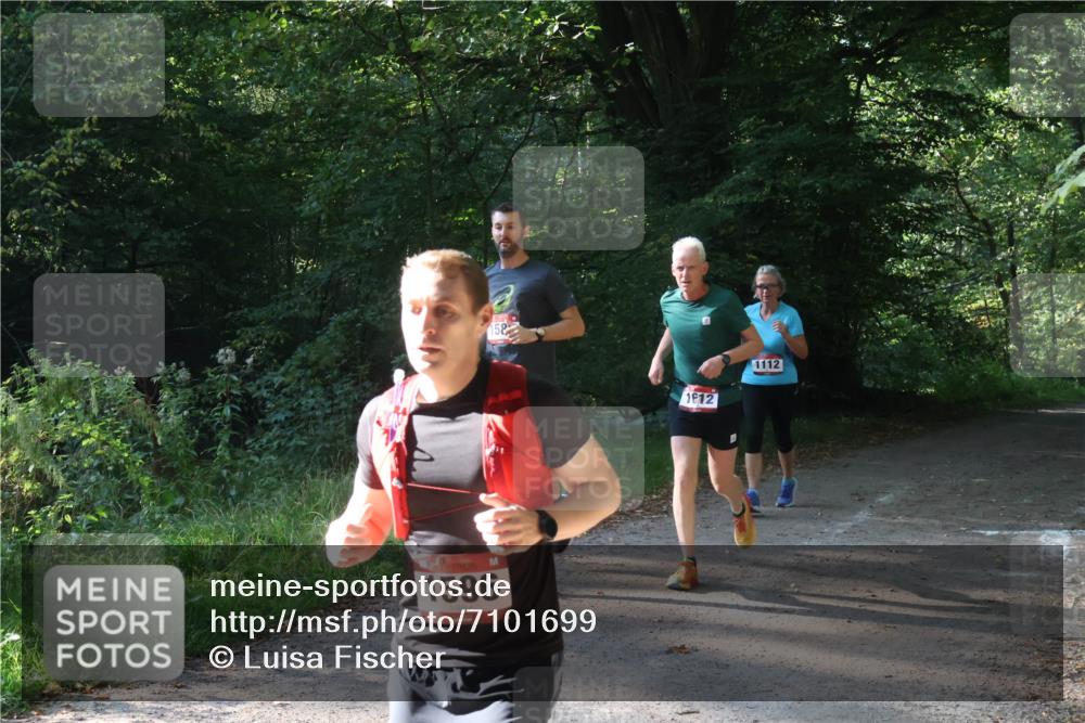 22.09.2024 - 32. Volkslauf durch das schöne Alstertal Luisa Fischer http://msf.ph/oto/7101699 22.09.2024 10:22:18 Laufen 1596, 158, 1612, 1112 meine-sportfotos.de