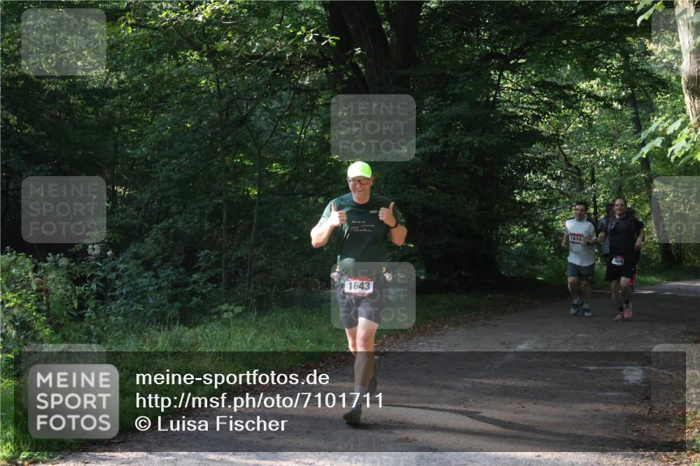 22.09.2024 - 32. Volkslauf durch das schöne Alstertal Luisa Fischer http://msf.ph/oto/7101711 22.09.2024 10:22:37 Laufen 1643, 1610, 1609 meine-sportfotos.de