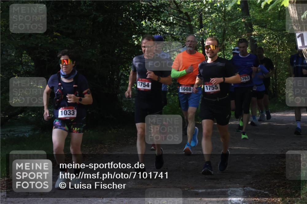 22.09.2024 - 32. Volkslauf durch das schöne Alstertal Luisa Fischer http://msf.ph/oto/7101741 22.09.2024 10:23:16 Laufen 1033, 1763, 1754, 1688, 1755, 1 meine-sportfotos.de