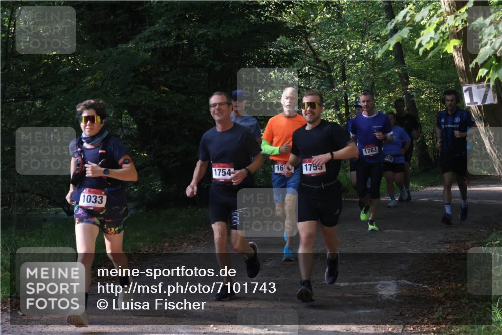 22.09.2024 - 32. Volkslauf durch das schöne Alstertal Luisa Fischer http://msf.ph/oto/7101743 22.09.2024 10:23:17 Laufen 1033, 1763, 1754, 16, 1753, 028, 17 meine-sportfotos.de