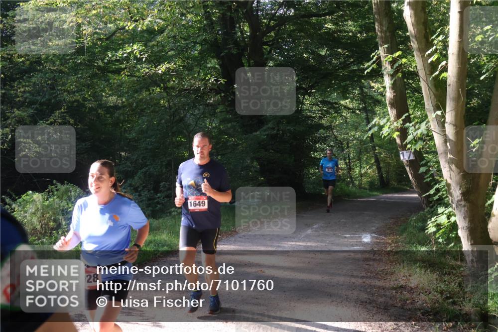 22.09.2024 - 32. Volkslauf durch das schöne Alstertal Luisa Fischer http://msf.ph/oto/7101760 22.09.2024 10:23:23 Laufen 28, 1649 meine-sportfotos.de