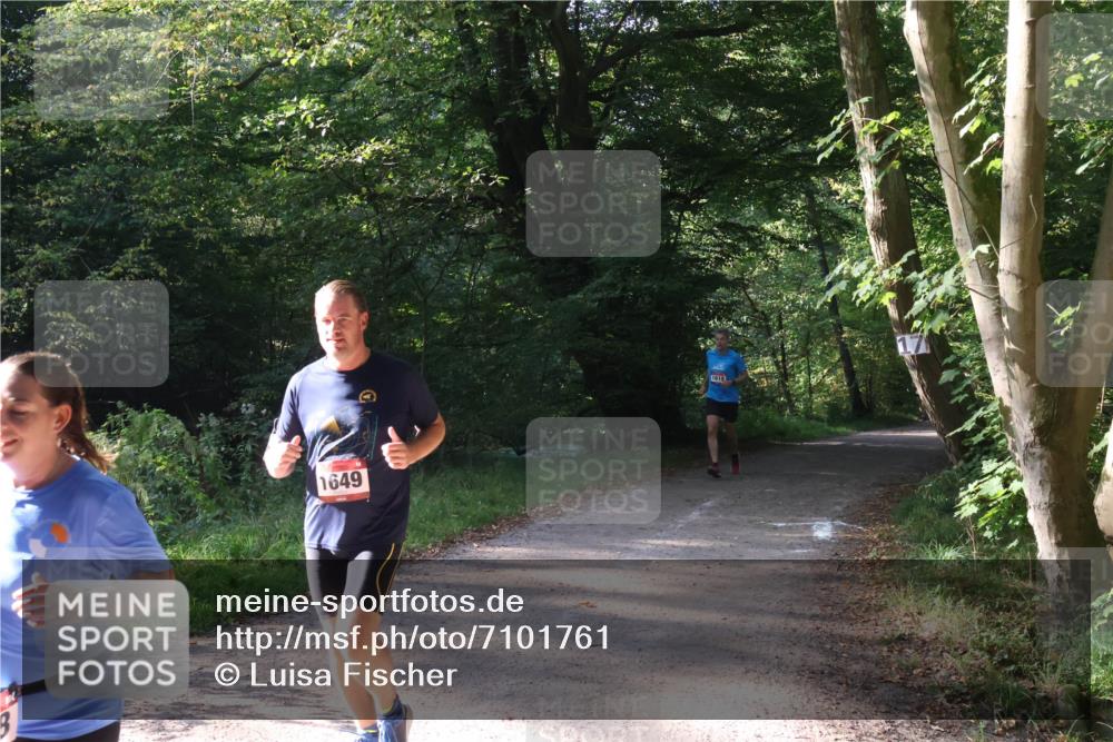 22.09.2024 - 32. Volkslauf durch das schöne Alstertal Luisa Fischer http://msf.ph/oto/7101761 22.09.2024 10:23:23 Laufen 1649 meine-sportfotos.de