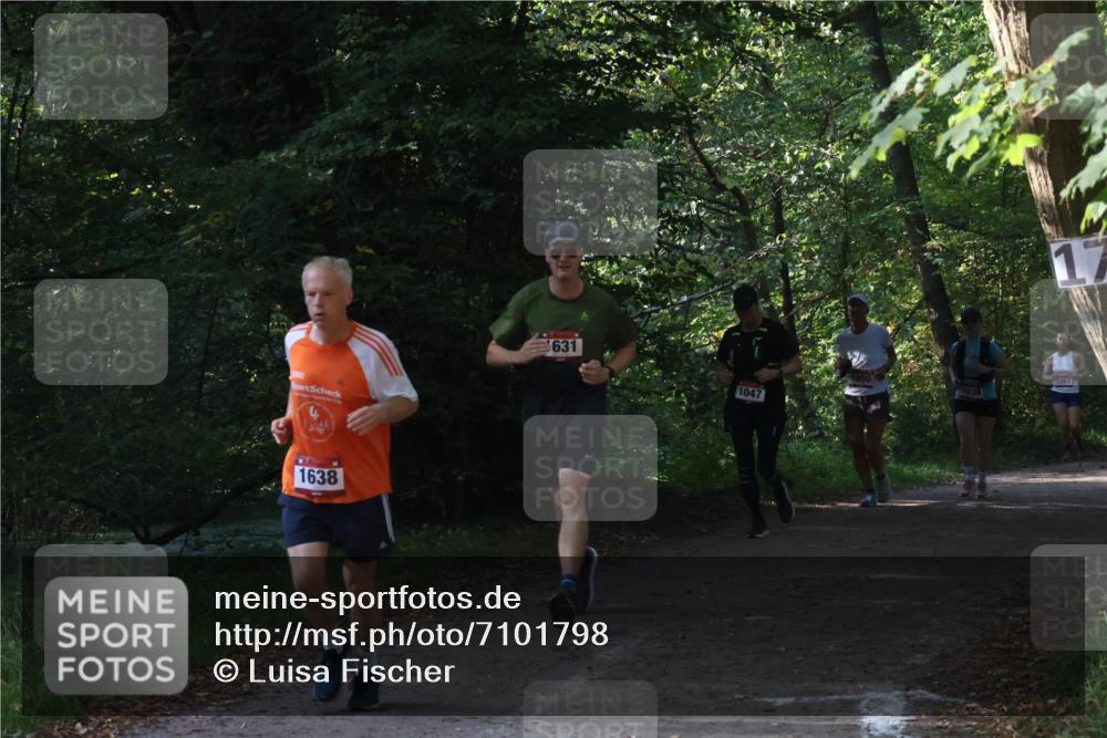 22.09.2024 - 32. Volkslauf durch das schöne Alstertal Luisa Fischer http://msf.ph/oto/7101798 22.09.2024 10:23:54 Laufen 1638, 631, 17, 1050, 1053, 1039, 1047 meine-sportfotos.de
