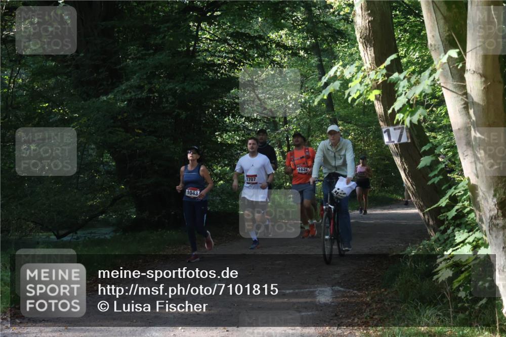 22.09.2024 - 32. Volkslauf durch das schöne Alstertal Luisa Fischer http://msf.ph/oto/7101815 22.09.2024 10:24:06 Laufen 1043, 1707, 1624 meine-sportfotos.de