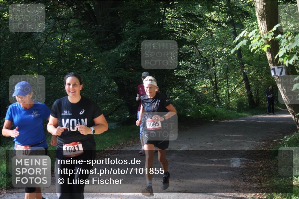22.09.2024 - 32. Volkslauf durch das schöne Alstertal Luisa Fischer http://msf.ph/oto/7101855 22.09.2024 10:24:46 Laufen 1040, 1031, 1095 meine-sportfotos.de