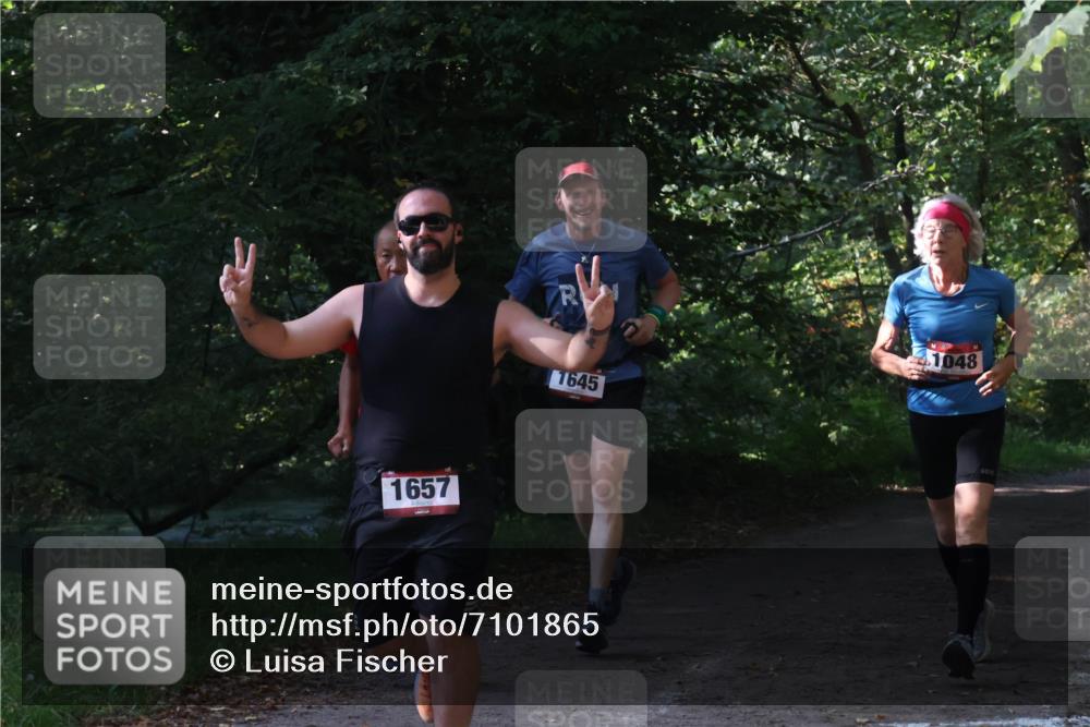 22.09.2024 - 32. Volkslauf durch das schöne Alstertal Luisa Fischer http://msf.ph/oto/7101865 22.09.2024 10:25:08 Laufen 1657, 1645, 1048 meine-sportfotos.de
