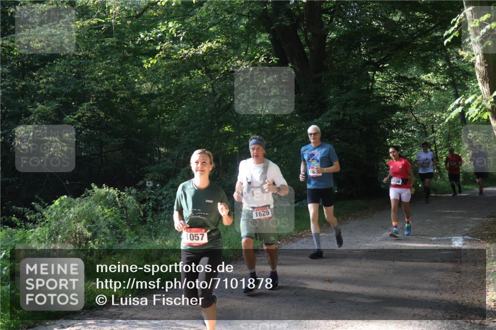 22.09.2024 - 32. Volkslauf durch das schöne Alstertal Luisa Fischer http://msf.ph/oto/7101878 22.09.2024 10:25:35 Laufen 1057, 1629, 16, 1036, 1030 meine-sportfotos.de