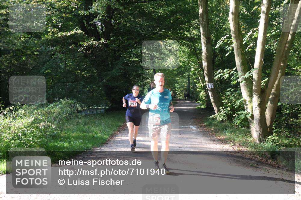 22.09.2024 - 32. Volkslauf durch das schöne Alstertal Luisa Fischer http://msf.ph/oto/7101940 22.09.2024 10:28:32 Laufen 1077, 081 meine-sportfotos.de