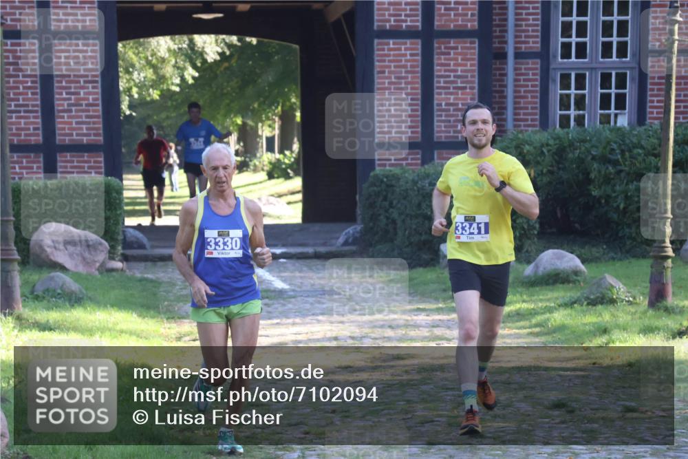 22.09.2024 - 32. Volkslauf durch das schöne Alstertal Luisa Fischer http://msf.ph/oto/7102094 22.09.2024 10:57:08 Laufen 3330, 3341 meine-sportfotos.de