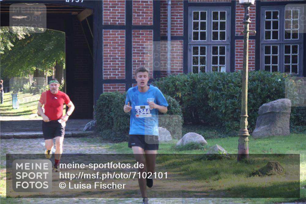22.09.2024 - 32. Volkslauf durch das schöne Alstertal Luisa Fischer http://msf.ph/oto/7102101 22.09.2024 10:57:15 Laufen 3344 meine-sportfotos.de