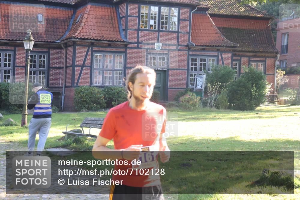 22.09.2024 - 32. Volkslauf durch das schöne Alstertal Luisa Fischer http://msf.ph/oto/7102128 22.09.2024 10:59:08 Laufen 16 meine-sportfotos.de