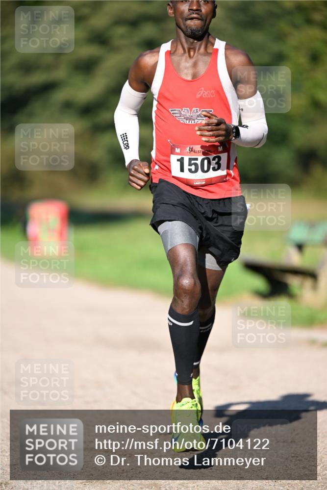 22.09.2024 - 32. Volkslauf durch das schöne Alstertal Dr. Thomas Lammeyer http://msf.ph/oto/7104122 22.09.2024 10:04:14 Laufen 1503 meine-sportfotos.de
