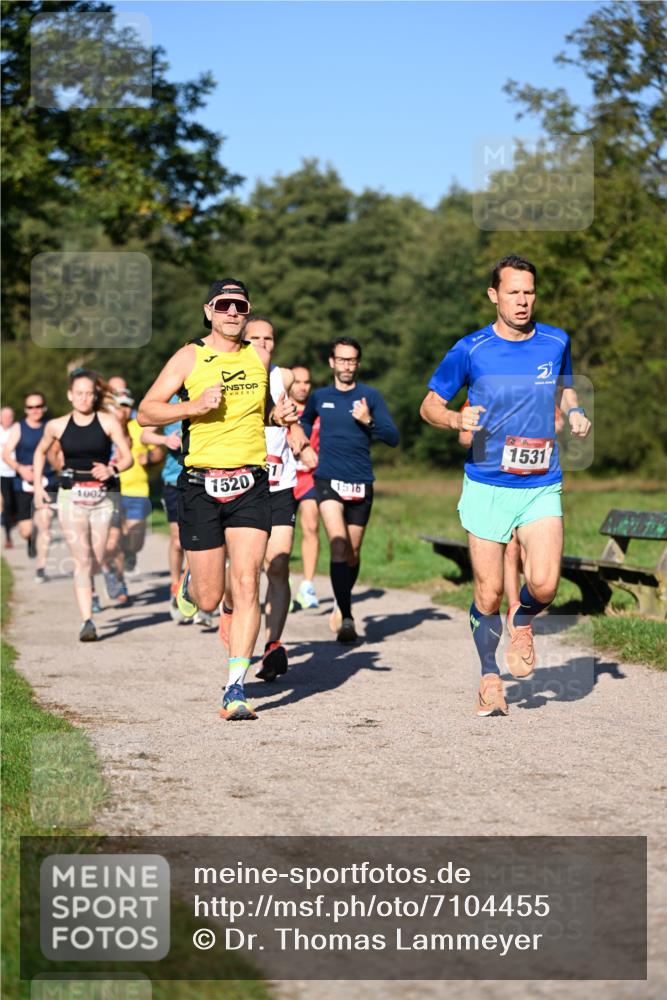 22.09.2024 - 32. Volkslauf durch das schöne Alstertal Dr. Thomas Lammeyer http://msf.ph/oto/7104455 22.09.2024 10:05:07 Laufen 1002, 1520, 1516, 70, 1531 meine-sportfotos.de