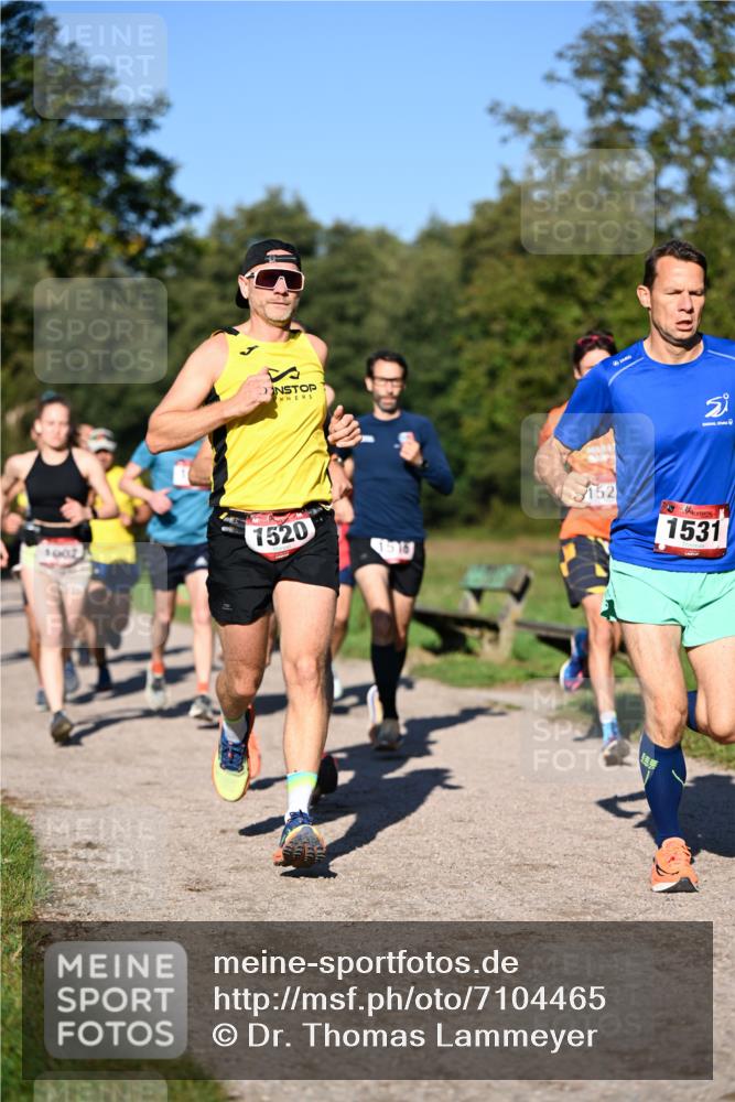 22.09.2024 - 32. Volkslauf durch das schöne Alstertal Dr. Thomas Lammeyer http://msf.ph/oto/7104465 22.09.2024 10:05:08 Laufen 1002, 1520, 516, 152, 1531 meine-sportfotos.de