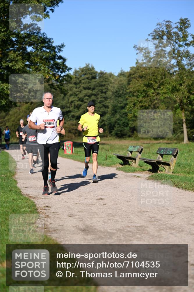 22.09.2024 - 32. Volkslauf durch das schöne Alstertal Dr. Thomas Lammeyer http://msf.ph/oto/7104535 22.09.2024 10:05:14 Laufen 1539, 221, 569, 1720 meine-sportfotos.de