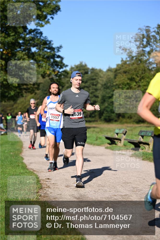 22.09.2024 - 32. Volkslauf durch das schöne Alstertal Dr. Thomas Lammeyer http://msf.ph/oto/7104567 22.09.2024 10:05:17 Laufen 1557, 1539, 226 meine-sportfotos.de