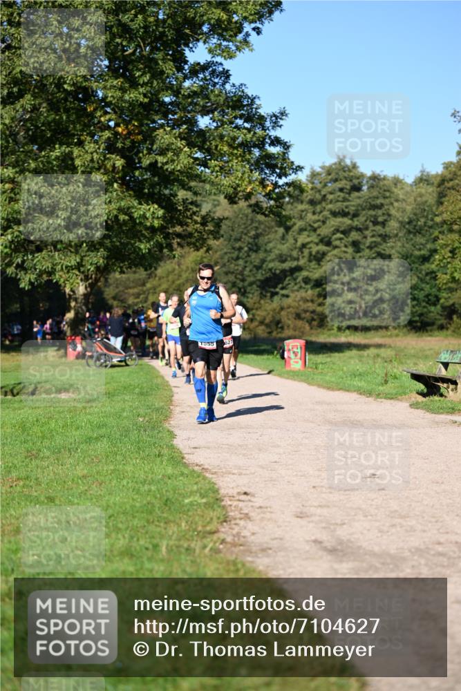 22.09.2024 - 32. Volkslauf durch das schöne Alstertal Dr. Thomas Lammeyer http://msf.ph/oto/7104627 22.09.2024 10:05:23 Laufen 1555, 527 meine-sportfotos.de